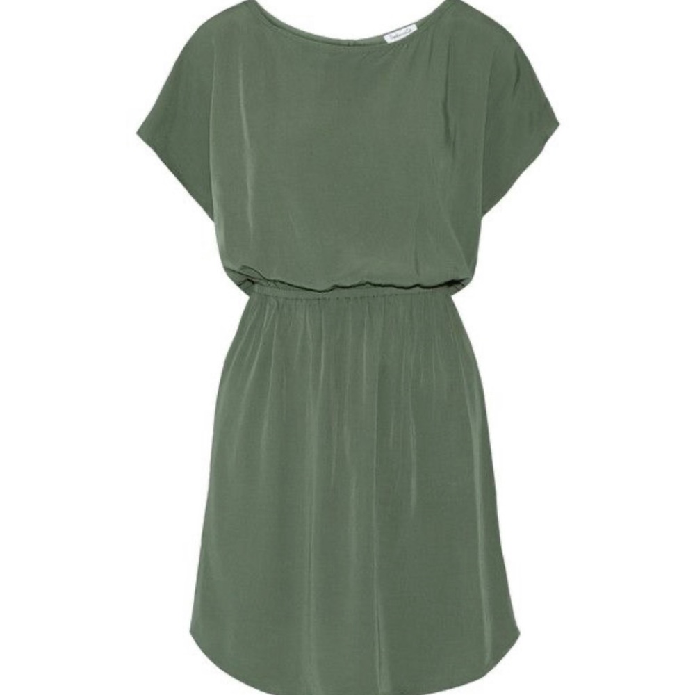 Green splendid dress